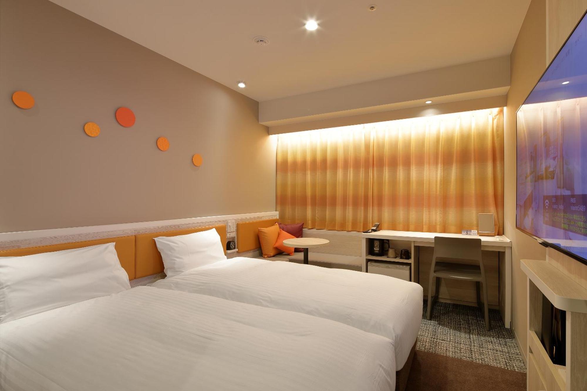 Via Inn Shin Osaka Shomenguchi Exterior foto